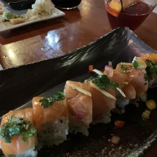 Salmon roll
