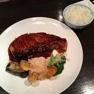 SALMON TERIYAKI