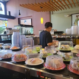 sushi and sashimi, interior