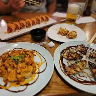 Spicy crawfish roll,  baked muscles &amp; salmon roll