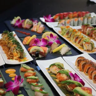 sushi, sashimi, sushi and sashimi, food