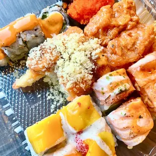 Masago Gunkan, Jalapeo Roll, Spicy Salmon Gunkan, White Tiger Roll, Crazy Salmon Roll, Omiya Roll