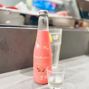 Sparkling Peach Sake - Cheers to good times &amp; sushi!!!  :P