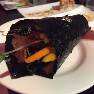 Salmon Skin Handroll