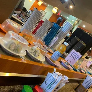 Sushi conveyor