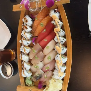 Sushi LOVE BOAT (2 People)