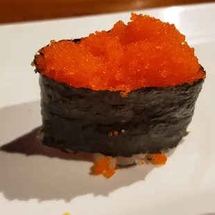 AYCE nigiri sushi: smelt roe