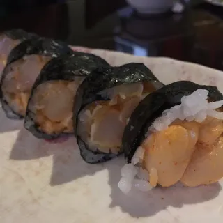 Spicy Scallop Roll