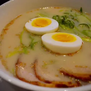 Tonkustu Ramen