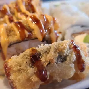 Crispy tempura smoked Salmon roll