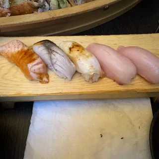 Aburi Salmon (Aburi Sake)