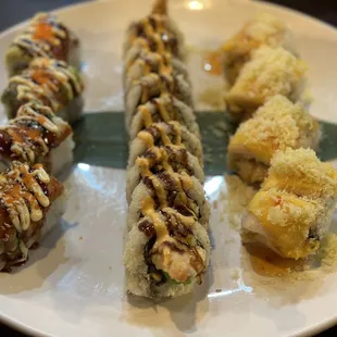 Crabby Dragon roll, Winter Storm Roll, Sakura