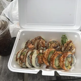 5 Crunchy Salmon Tempura Maki Rolls