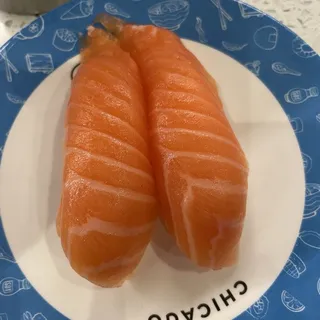 2 Scottish Salmon Nigiri