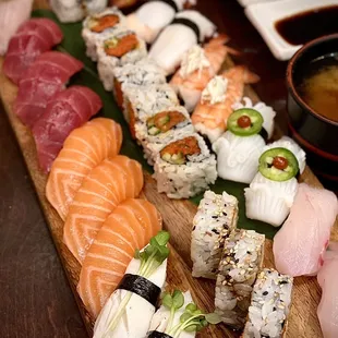Queen Sushi Platter