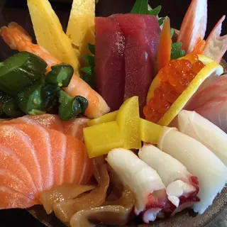 Lunch Chirashi Bowl Special