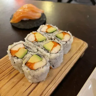 72. California Roll with Fish Roe