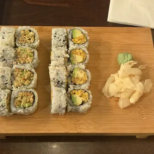 Peanut avocado and mango avocado