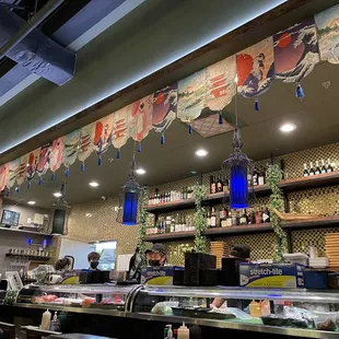 sushi and sashimi, interior