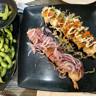 Salmon Tataki Roll