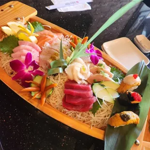 Sashimi Combo LG &amp; Uni 3Ways