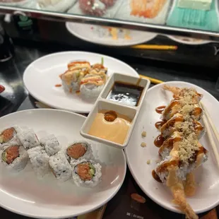 Spicy tuna, 4 pc spicy scallop, crunch roll all you can eat for 32$