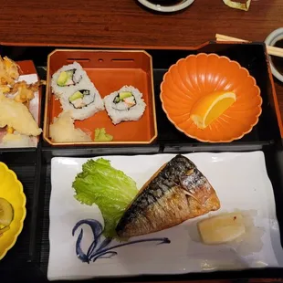 Lunch benton box