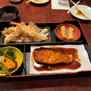 Salmon bento box