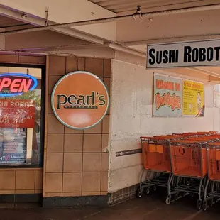 Sushi robot shares the same space aa Pearl&apos;s.