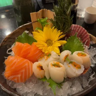 Fresh Salmon Sashimi (5)