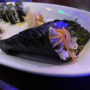 Vegetable hand roll