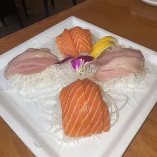 Salmon Sashimi