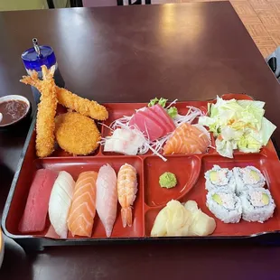 Sushi and Sashimi Bento