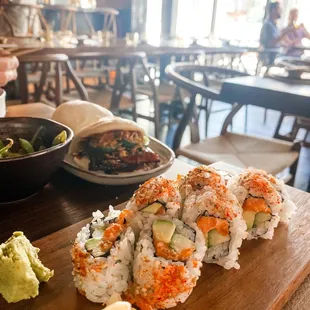 Spicy Salmon Roll