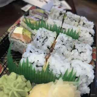 Cream Cheese Salmon Roll