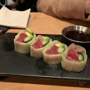 raw tuna and avocado