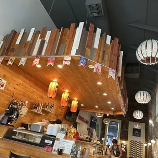 Loved the industrial modern vibes that the place has!