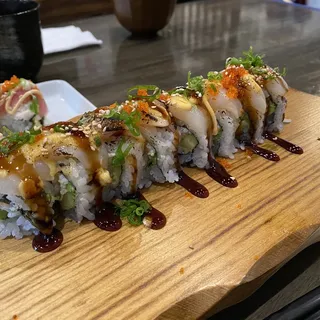 Lion Queen Roll