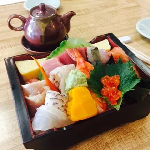 Chirashi Deluxe