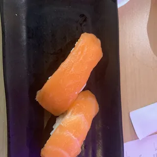 63. Salmon Roll