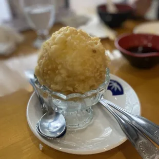 Fried ice cream (vanilla)