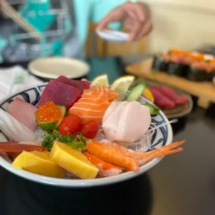 Chirashi