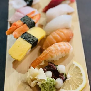 Sushi Combo (chef&apos;s choice)