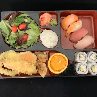 Sushi bento