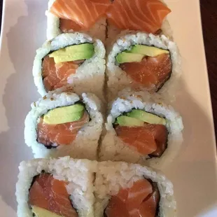 Avocado Salmon Rolls