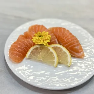 Salmon Sushi
