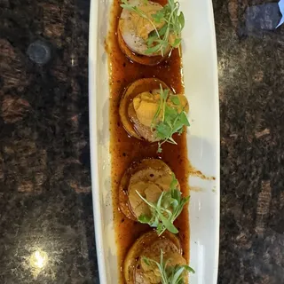 Uni Scallop Carpaccio Sushi