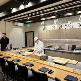 sushi and sashimi, interior