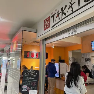 customers entering the restaurant