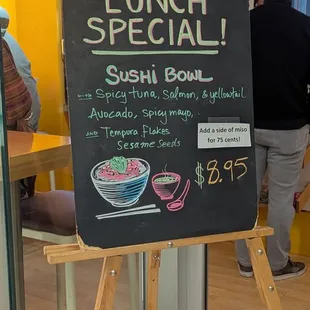 Lunch special! Cheap and comes with soup!